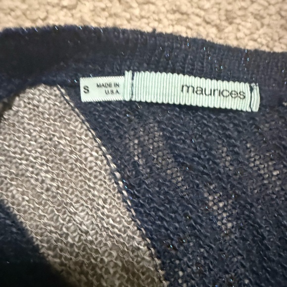 Maurices Sweater Size Small - Picture 3 of 3